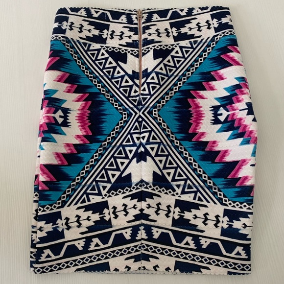 Mini Skirt - Picture 2 of 3